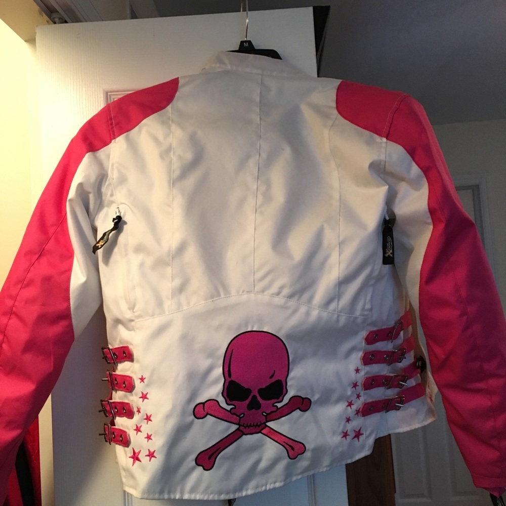 Small motorcycle jacket with pads